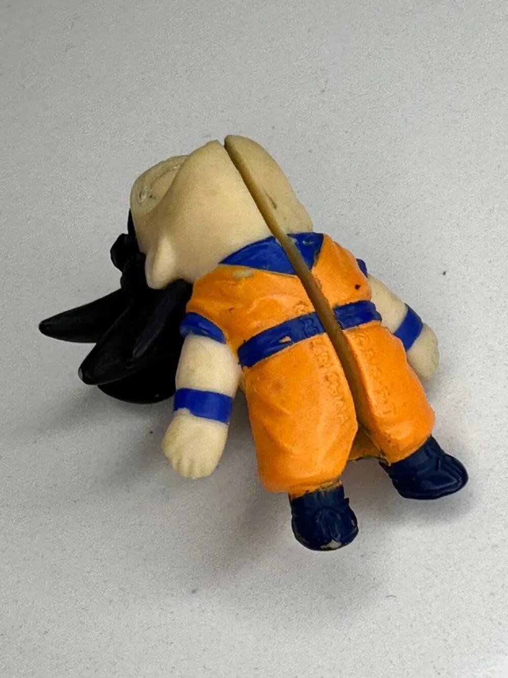 Dragon Ball Z Goku Cable Bite Cord Protector